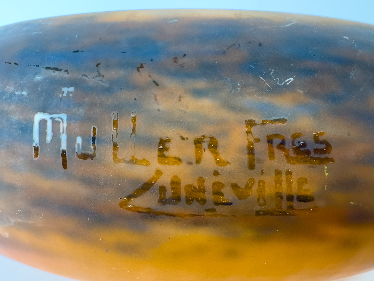 Muller Frères Lunéville Art Deco Mottled Glass Vide-Poche Bowl, France