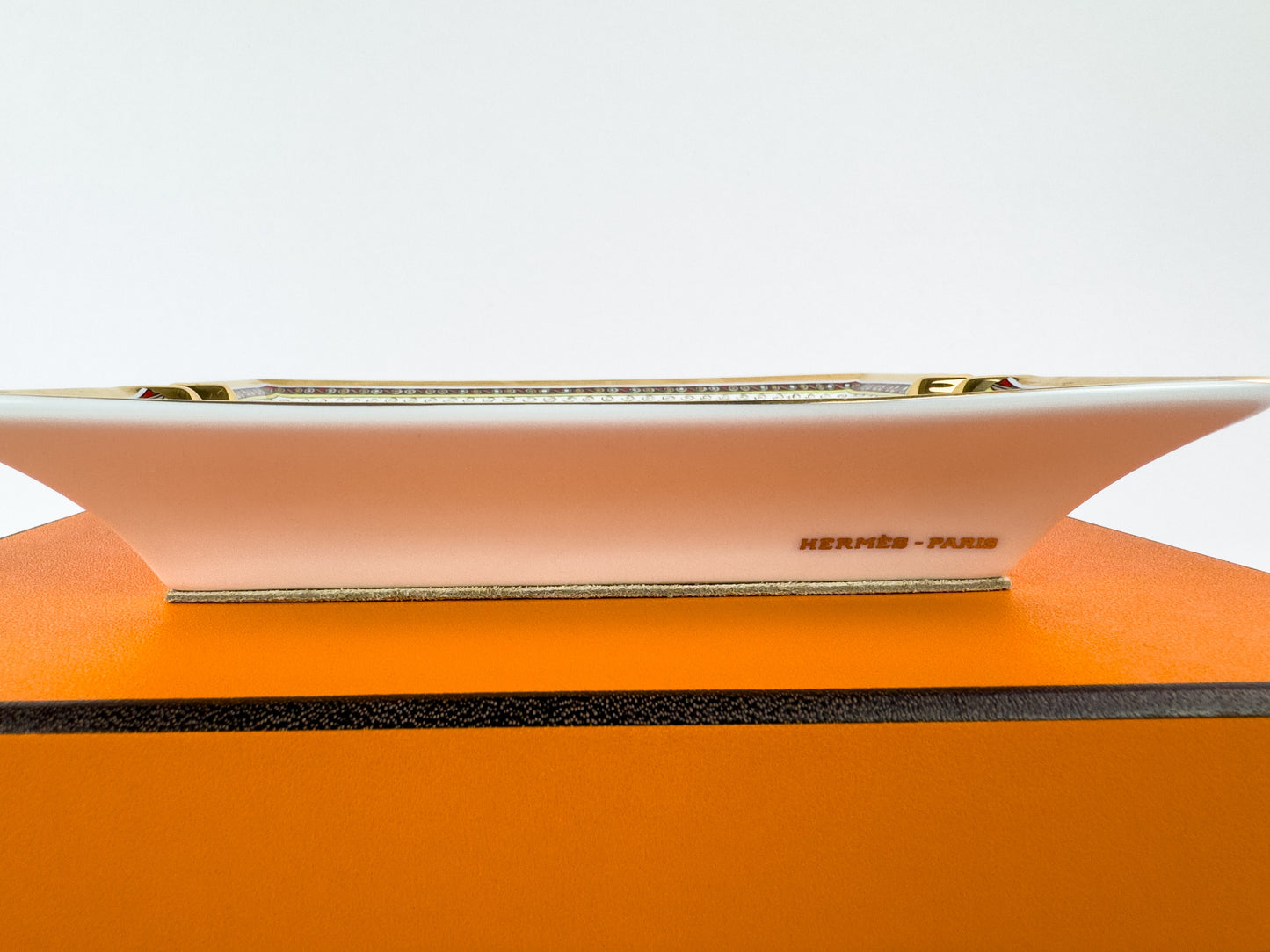 Hermès Paris Cheval d’Orient (Horse of the Orient) Porcelain Ashtray, New in Box