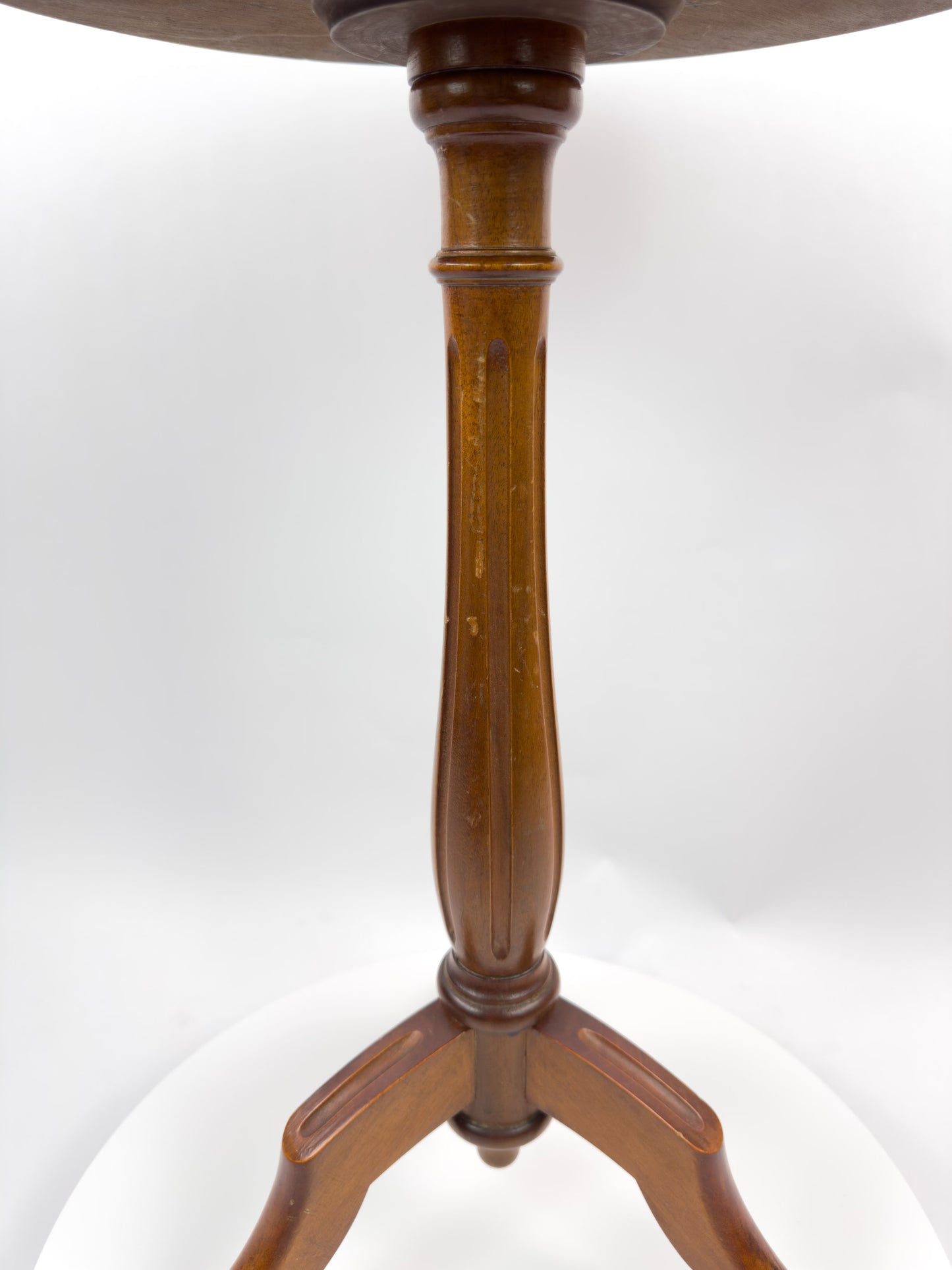 Vintage French Gueridon Side Table with Carrara Marble Top and Brass Gallery