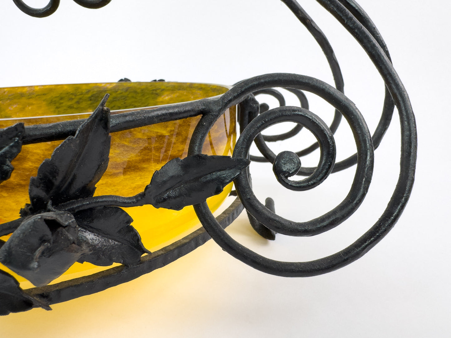 Signed Degué Art Deco Marbled Glass Centerpiece Bowl in Wrought Iron Mount, France 1930s