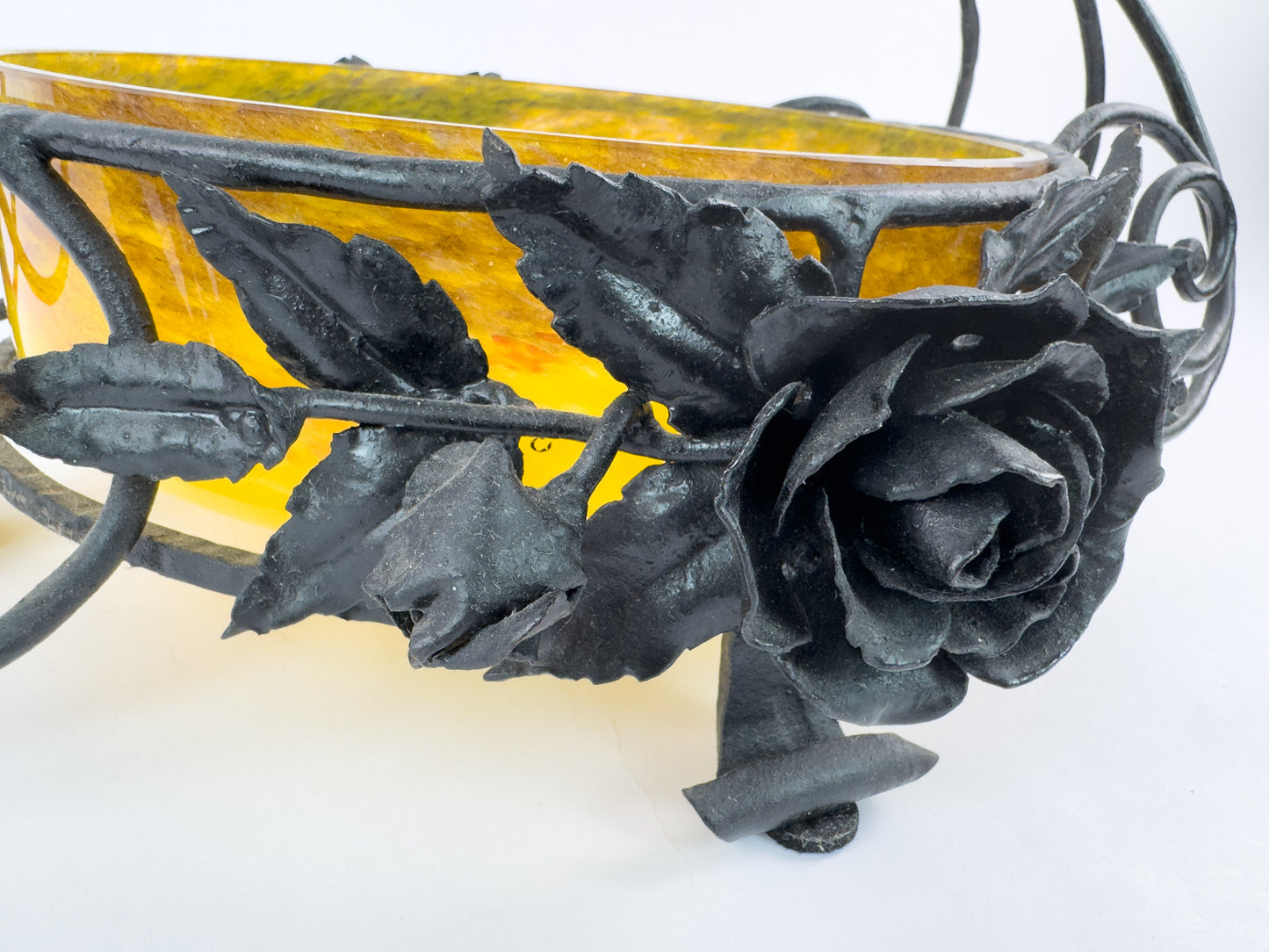 Signed Degué Art Deco Marbled Glass Centerpiece Bowl in Wrought Iron Mount, France 1930s